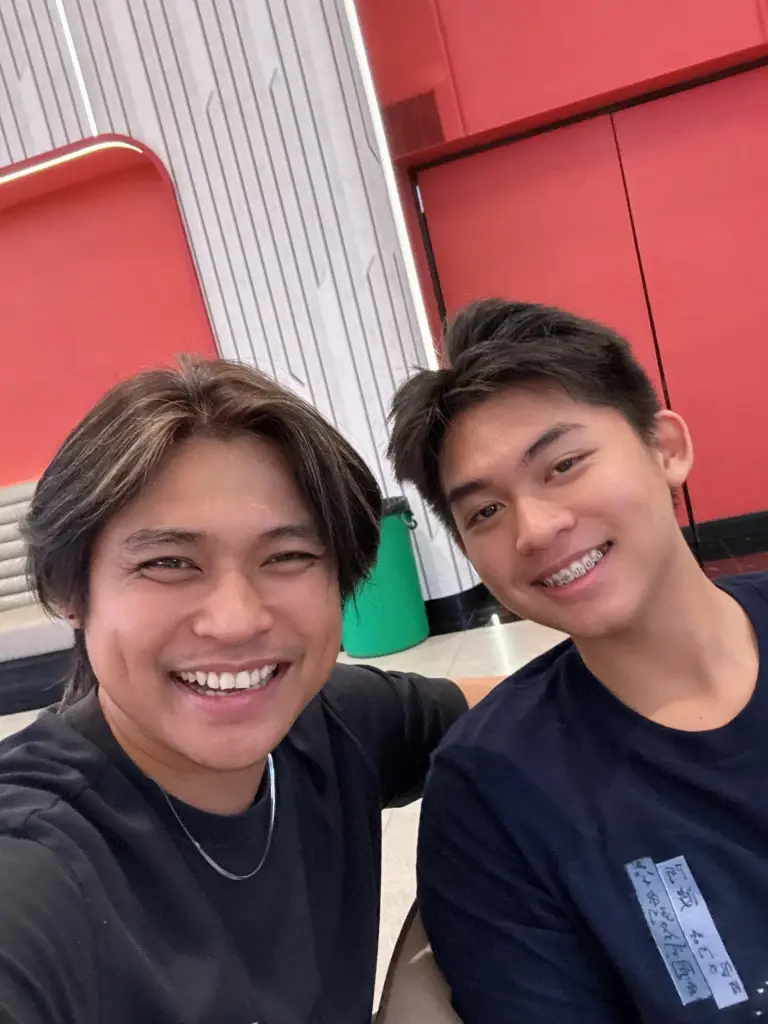 นักร้องดัง อวดภาพล่าสุดลูกชายคนเล็ก โตเป็นหนุ่มเต็มตัวแล้ว