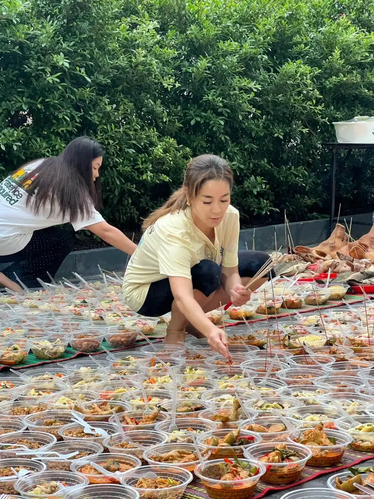 ส่องสนั่น "จูน กษมา" ทำบุญวันเกิด เลี้ยงผีไร้ญาติ เลขธูปโผล่