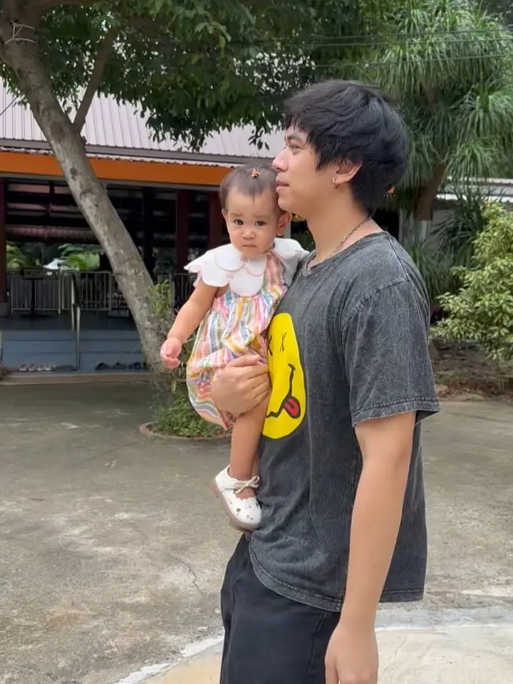  คุณย่านก รัชนก เผยภาพสุดอบอุ่นคู่ หลานสาวตัวน้อยสุดจิ้มลิ้ม