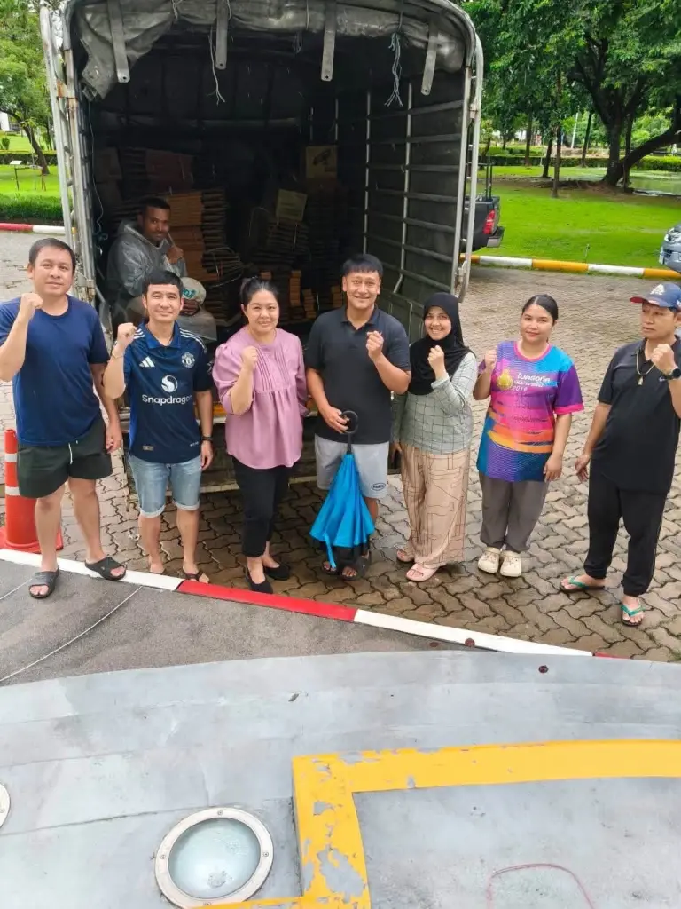 "รมว.พัฒนา" ห่วงใยประชาชนช่วงน้ำท่วม มอบกรมอนามัยสนับสนุนถุงดำ–ปูนขาว พร้อม แนะ ส้วมกระดาษ