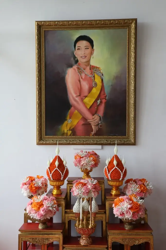 พิธีรับมอบไม้จันทน์หอม จัดสร้างพระโกศจันทน์และหีบพระศพ เจ้าฟ้าพัชรกิติยาภา