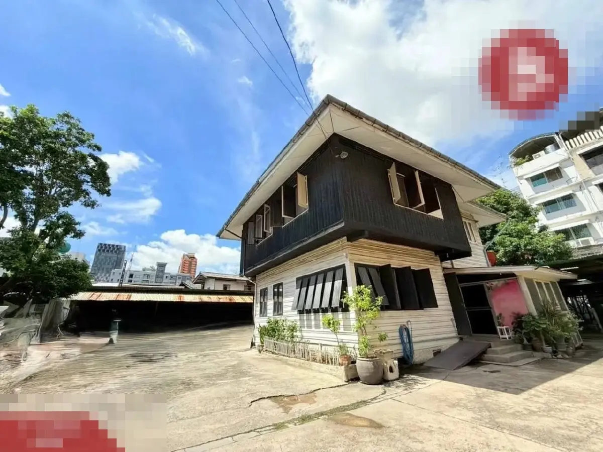 ไม่ธรรมดา ประกาศขายบ้าน 220 ล้าน รู้เจ้าของเก่าเป็นใครยิ่งฮือฮา