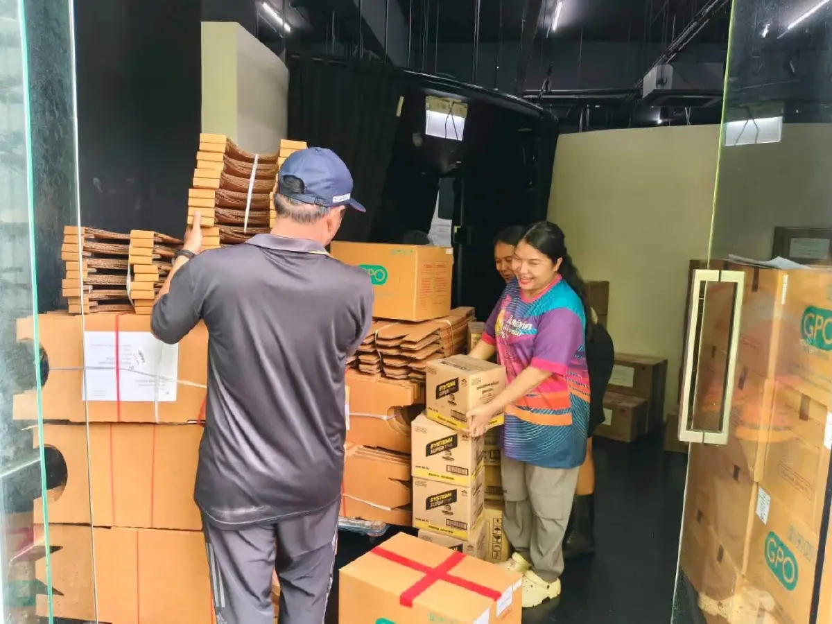 "รมว.พัฒนา" ห่วงใยประชาชนช่วงน้ำท่วม มอบกรมอนามัยสนับสนุนถุงดำ–ปูนขาว พร้อม แนะ ส้วมกระดาษ