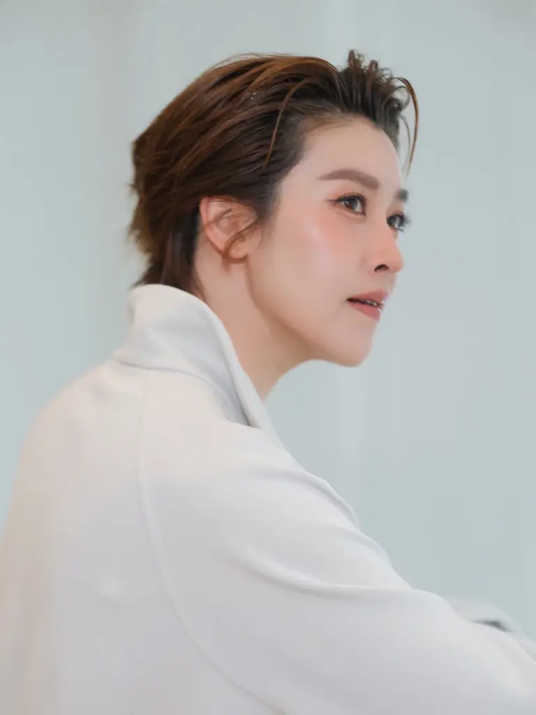 นักแสดงสาว ถามภาครัฐ 15 ปีหลังน้ำท่วมใหญ่ ทำไมแจ้งเตือนภัยยังช้า