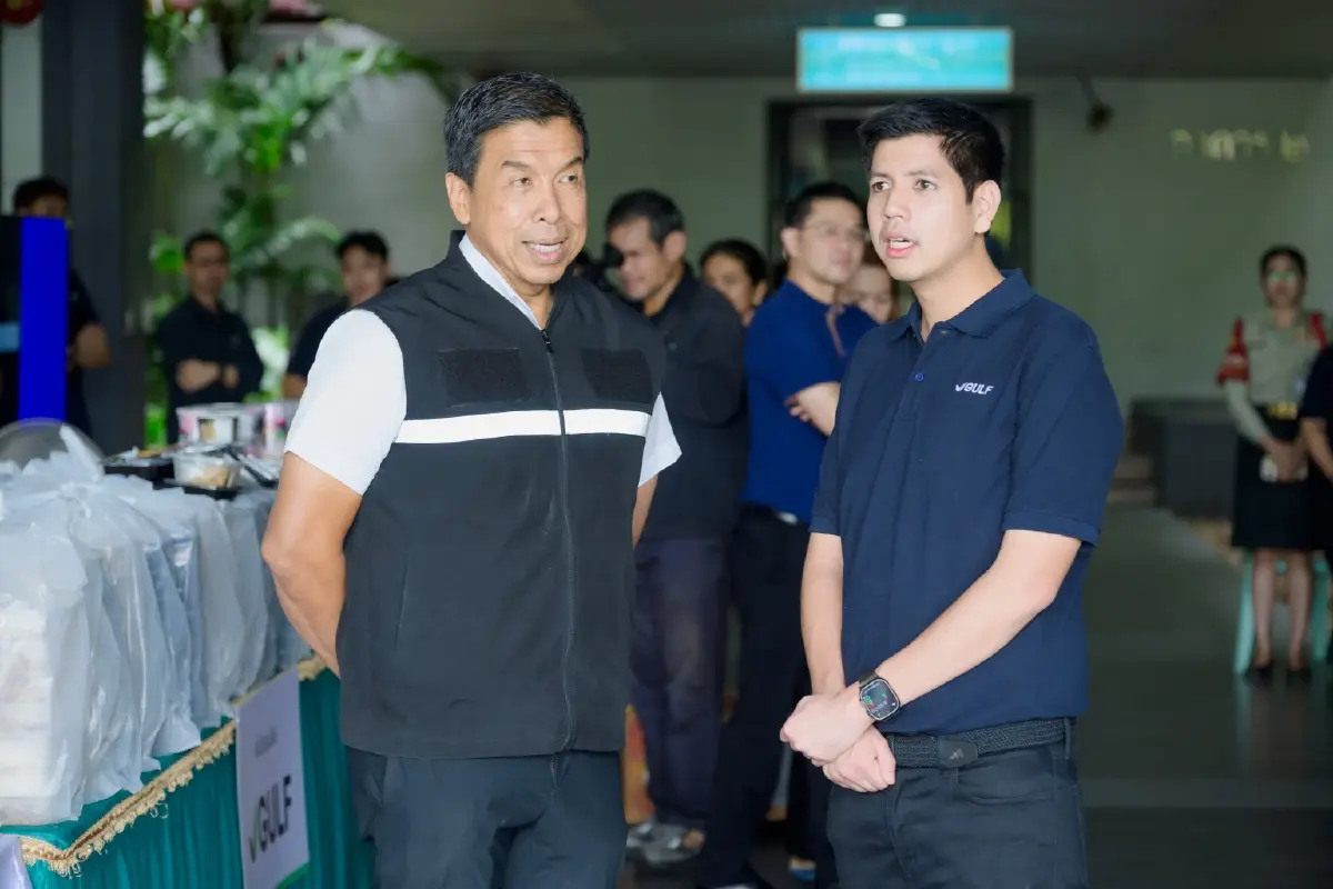 GULF ส่งมอบอาหารปรุงสุก 16,000 กล่อง ให้ ผู้ว่าฯชัชชาติ ช่วยผู้ประสบภัยน้ำท่วม