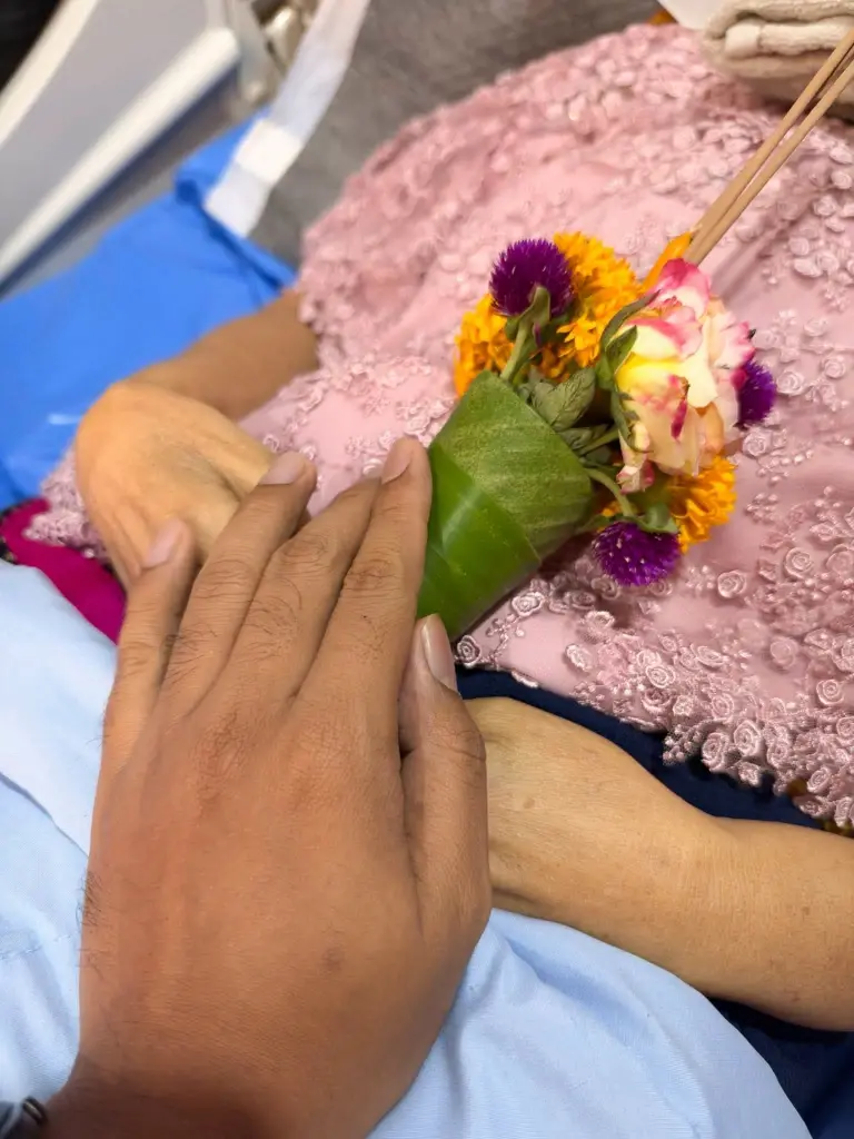 สุดเศร้า "แพรรี่ ไพรวัลย์" สูญเสียคุณแม่ นอนหลับจากไปอย่างสงบ