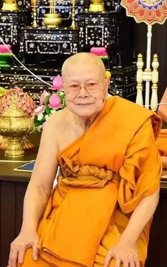 เผยอายุ "หลวงพ่อสายบัว ถาวรธมฺโม" พระเกจิดังเพชรบูรณ์ มรณภาพสงบ