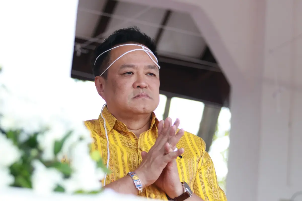 เลขรถ นายกฯ อนุทิน นั่งมาเปิดงาน ประเพณีอุ้มพระดำน้ำ 2569
