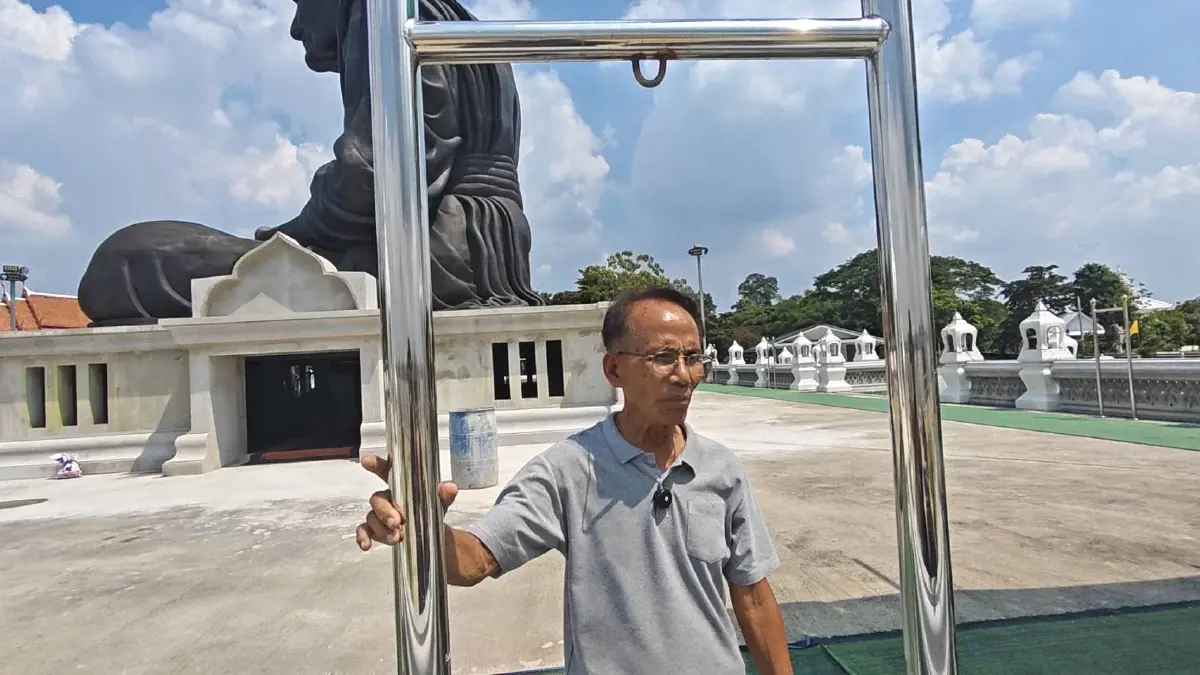 โจรใจบาปเลื่อยตัดหูระฆังวัดเทียนถวาย ปทุมธานี ฉกหนี 2 ใบ
