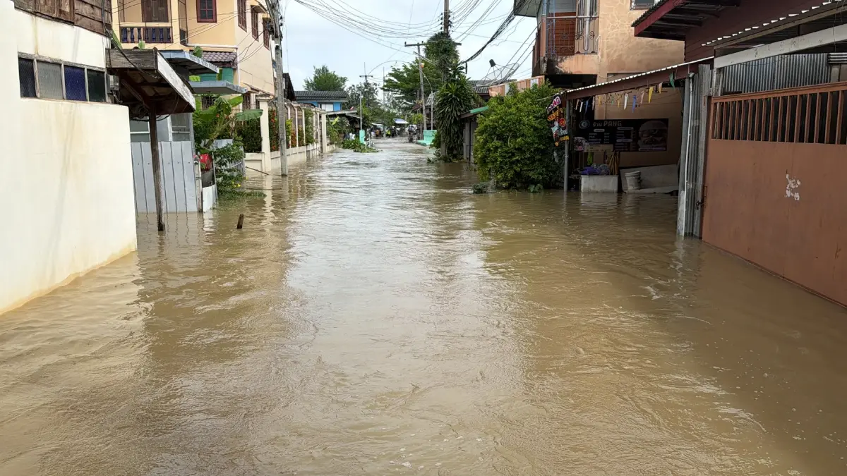 เพชรบุรีเตรียมประกาศ อ.เขาย้อยเขตภัยพิบัติ 9 ตำบลเร่งเยียวยาน้ำท่วม