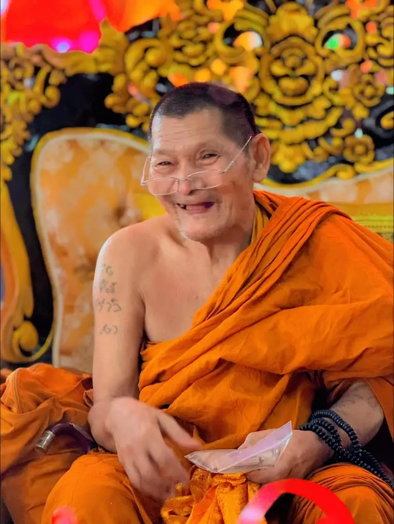 ส่องเลขมงคล หลวงปู่ศิลา จัดงานบุญใหญ่วันเกิดปีนี้ มอบรถฉุกเฉิน-ทุนการศึกษา