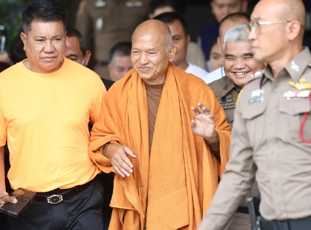 คุกอ่วมรวม 1,000 กว่าปี อลงกต-หมอบี ชดใช้เงินอีก 300 ล้าน