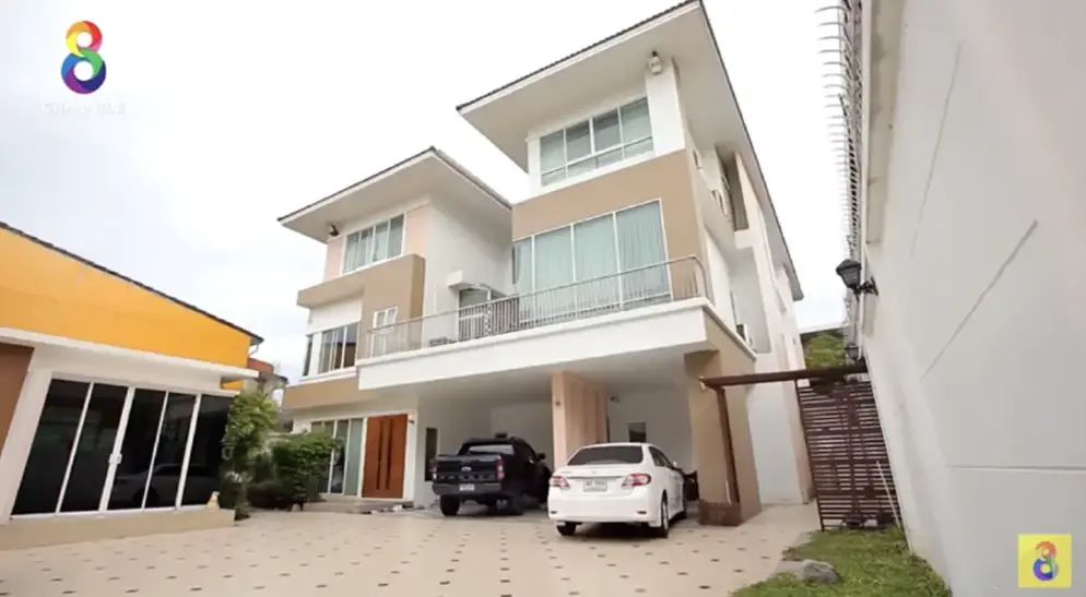 ส่องบ้านหรู "บุ๋ม ปนัดดา" เผยชีวิตวัยเด็ก จุดเริ่มต้นอยากมี 15 ห้อง