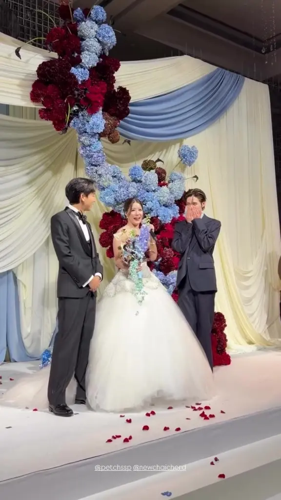 ชื่นมื่นทั้งงาน! พิธีแต่งงานสุดอลังการ พี่สาว "พีพี กฤษฏ์"