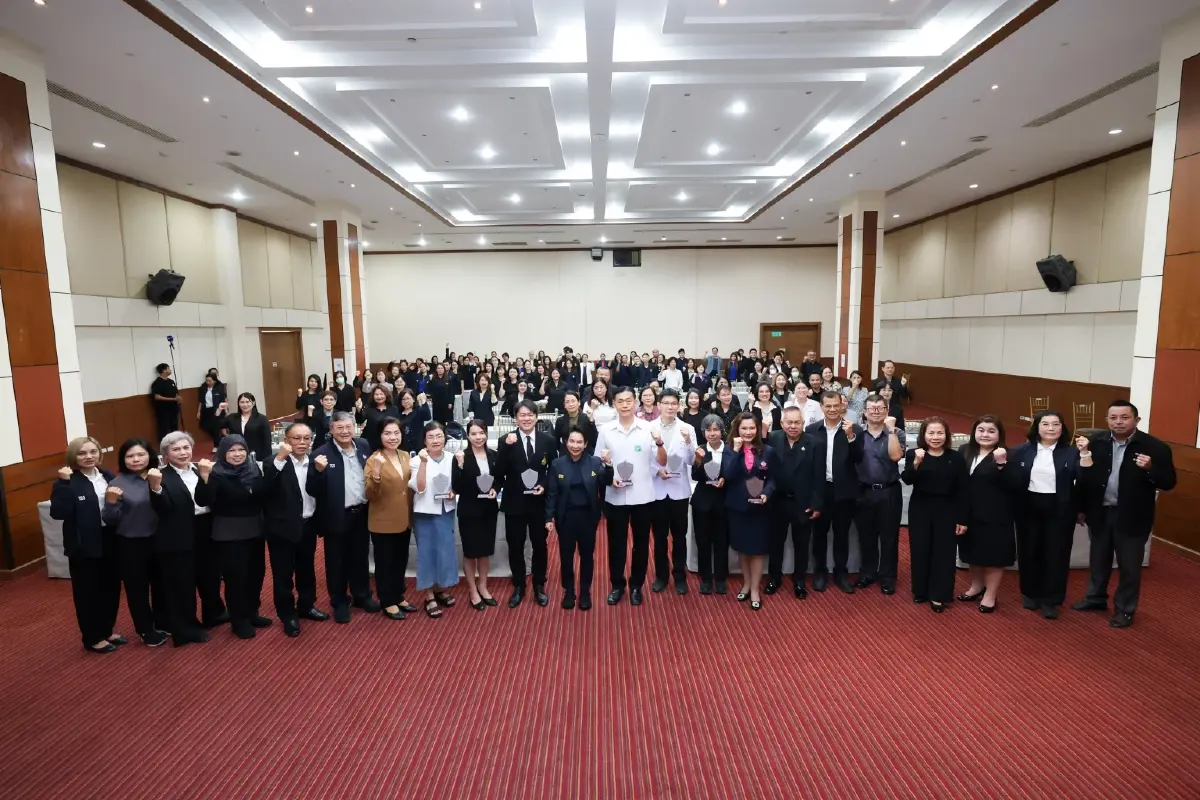 "เลขาธิการ สปส." เปิดประชุมติดตามงานความปลอดภัยในการทำงาน-คลินิกโรคจากการทำงาน