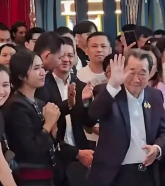 พ่อเผยเอง ทำไม"เจ้าสัวธนินท์" ถึง เอ็นดู "เนเน่ รอยัล" เป็นพิเศษ