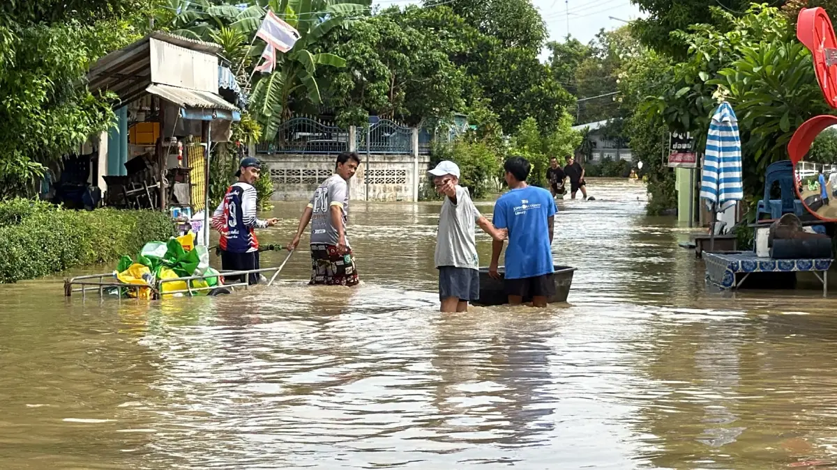 เพชรบุรีเตรียมประกาศ อ.เขาย้อยเขตภัยพิบัติ 9 ตำบลเร่งเยียวยาน้ำท่วม