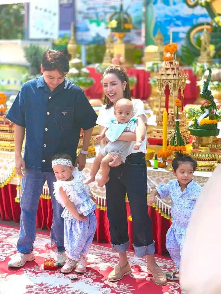 เปิดเลขธูป "โซล - โมเน่" มูจัดเต็มบึงโขงหลง ไหว้ขอพรปู่อือลือ