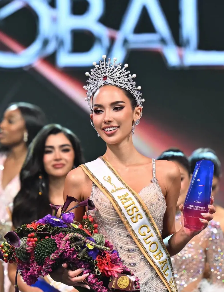 รู้จัก "ซาฟฟรอน" สาวไทยผู้สร้างประวัติศาสตร์ คว้ามง Miss Global 2026