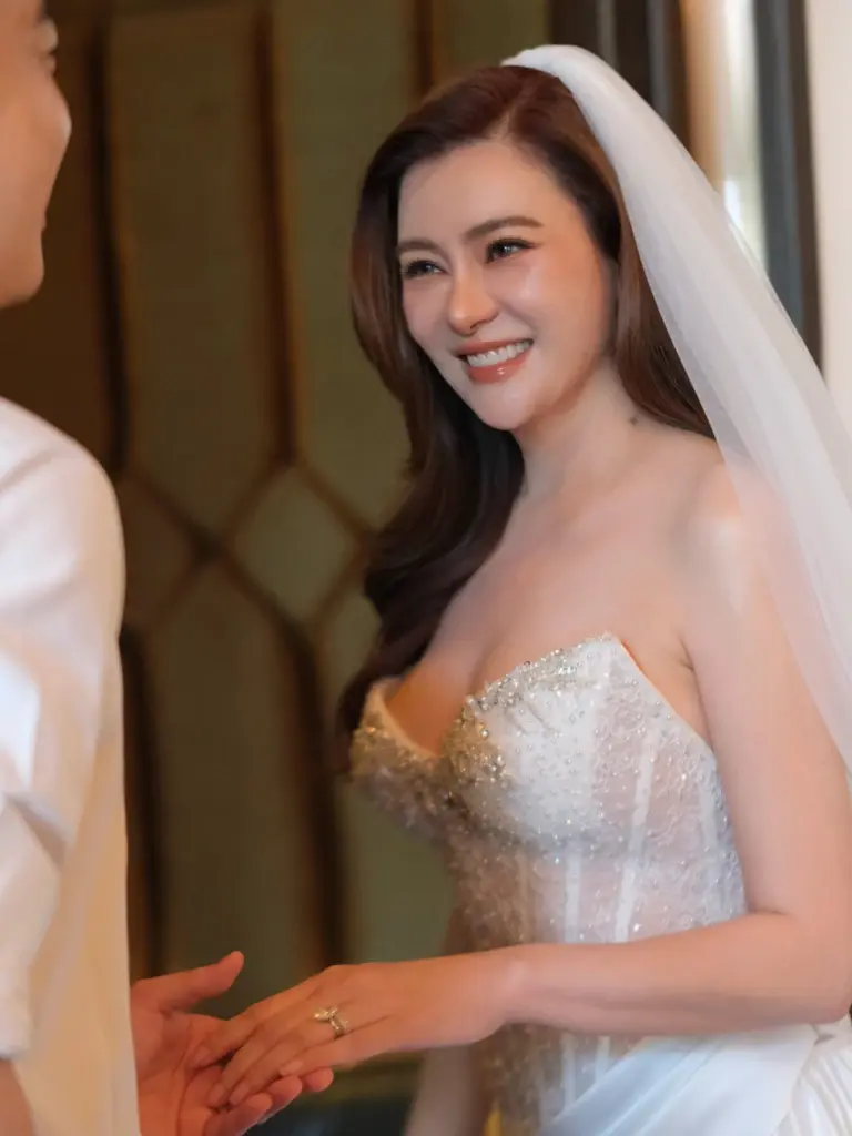 มิตรภาพน่ารักอดีตสามี พาครอบครัวร่วมยินดี งานแต่ง "โอ๋ ภัคจีรา" 