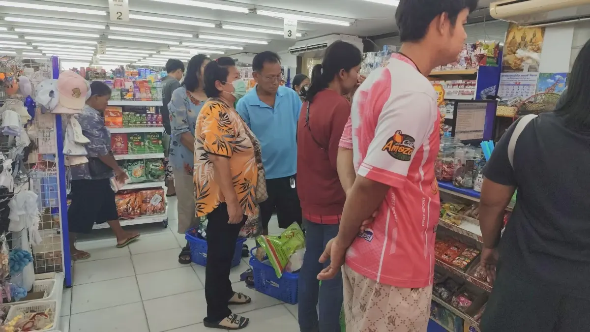โคราชคึกคัก แห่ใช้สิทธิไทยไทยช่วยพลัส วอนรัฐเพิ่มวงเงิน