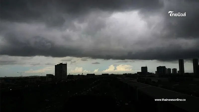 กรมอุตุฯ เตือนพื้นที่ 30 จว. ฝนตกหนัก น้ำท่วมฉับพลัน กทม. โดนด้วย