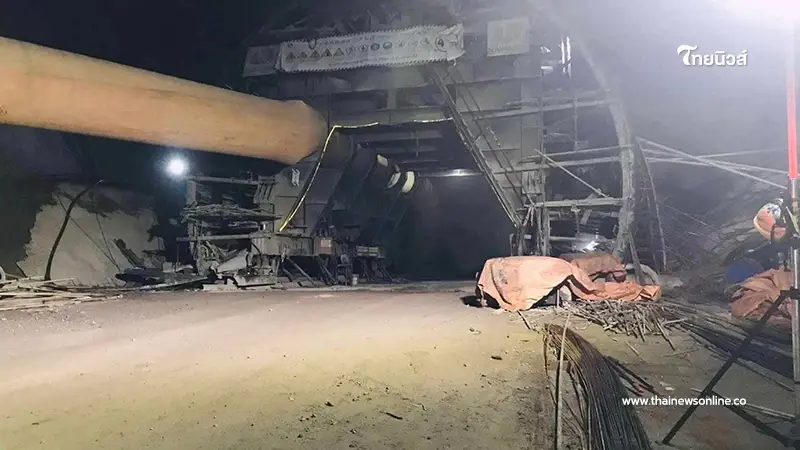 ตรวจพบสัญญาณชีพ 3 คนงานสูญหาย เหตุดินถล่มอุโมงค์รถไฟความเร็วสูงไทย-จีน ตรวจพบสัญญาณชีพ 3 คนงานสูญหาย เหตุดินถล่มอุโมงค์รถไฟความเร็วสูงไทย-จีน