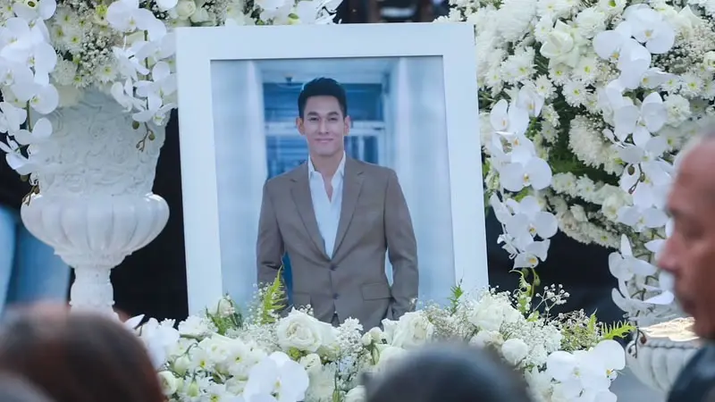 เตรียมลอยอังคาร "อ๋อม อรรคพันธ์" ครอบครัวเผยเหตุผล แบ่งอัฐิเป็น 4 ส่วน เตรียมลอยอังคาร "อ๋อม อรรคพันธ์" ครอบครัวเผยเหตุผล แบ่งอัฐิเป็น 4 ส่วน