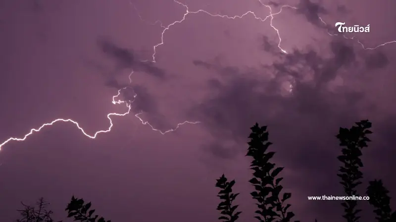 กรมอุตุฯ เผย เหนือ-อีสาน อากาศเย็น เตือนพื้นที่ 37 จว. ฝนตกหนักต่อเนื่อง กรมอุตุฯ เผย เหนือ-อีสาน อากาศเย็น เตือนพื้นที่ 37 จว. ฝนตกหนักต่อเนื่อง