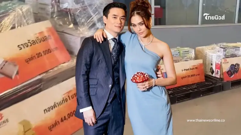 น็อต วิศรุต แจกของขวัญปีใหม่พนักงาน เห็นแล้วชาวเน็ตพูดเป็นเสียงเดียวกัน น็อต วิศรุต แจกของขวัญปีใหม่พนักงาน เห็นแล้วชาวเน็ตพูดเป็นเสียงเดียวกัน