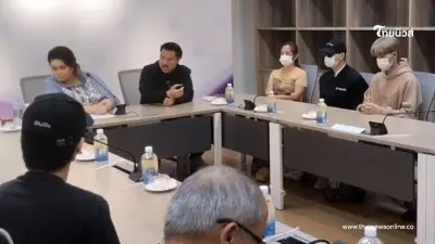 "กัน จอมพลัง" พาเหยื่อแก๊งสาดน้ำซุป พบ รมว.อว. หวั่นไม่ปลอดภัย