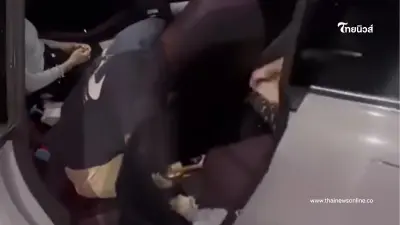 เมียจับได้จะๆ ผัวแอบนัดเจอชู้ในรถยนต์ เปิดประตูเข้าไปเห็นคาตา