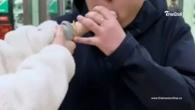 หนุ่มอมมือแฟนเล่น แต่เอาออกไม่ได้ ทำหายใจไม่ออก - เกือบเสียชีวิต