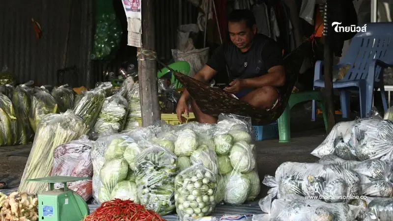 ตลาดผลไม้ช่องจอมเงียบเหงา หลังกัมพูชาห้ามนำเข้าผักผลไม้จากไทย ตลาดผลไม้ช่องจอมเงียบเหงา หลังกัมพูชาห้ามนำเข้าผักผลไม้จากไทย