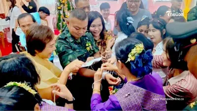 แม่ทัพภาค 2 ทำบุญใหญ่ที่นครพนม ชาวบ้านแห่ให้กำลังใจพร้อมหาเลขเด็ด