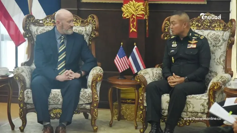 แม่ทัพภาคที่ 2 ต้อนรับ อุปทูตด้านปราบปรามยาเสพติด ปปส.สหรัฐฯ แม่ทัพภาคที่ 2 ต้อนรับ อุปทูตด้านปราบปรามยาเสพติด ปปส.สหรัฐฯ