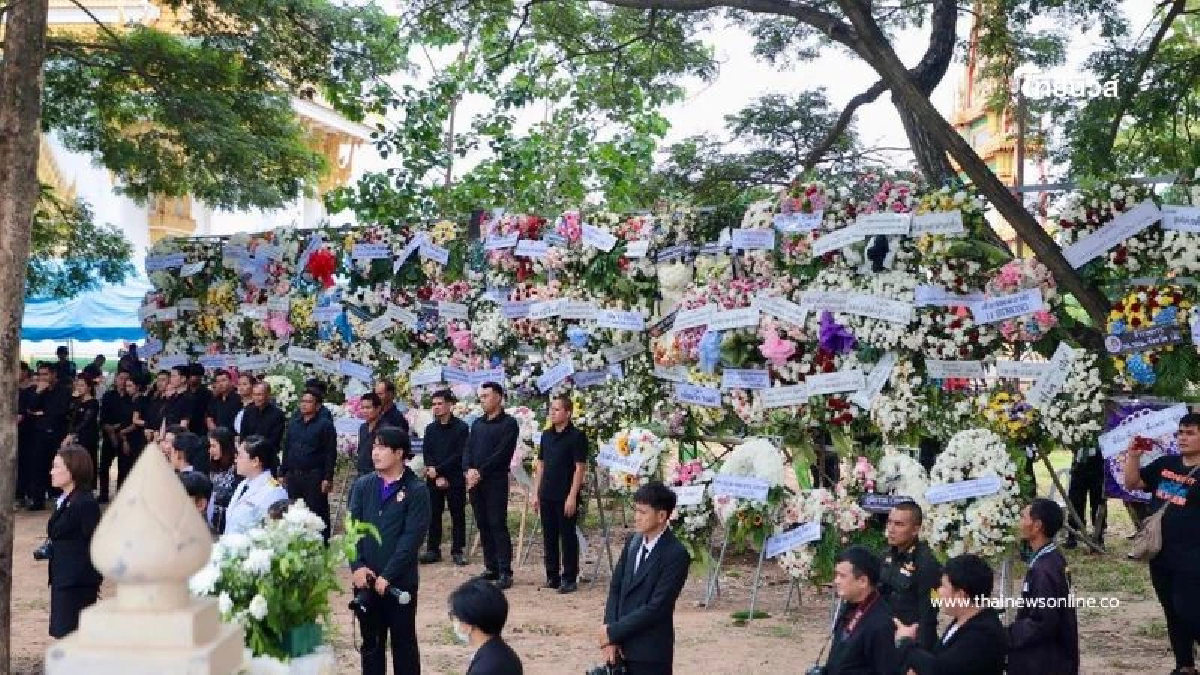 ทบ.สดุดีทหารกล้า จัดพิธีพระราชทานเพลิงศพทหารหาญ 4 นาย ทบ.สดุดีทหารกล้า จัดพิธีพระราชทานเพลิงศพทหารหาญ 4 นาย