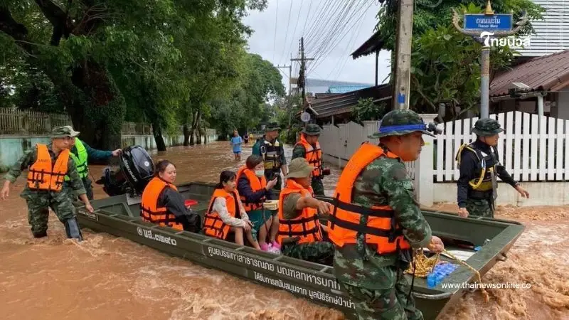 เร่งช่วยเหลือกลุ่มเปราะบางและประชาชนตกค้างจากอุทกภัย เร่งช่วยเหลือกลุ่มเปราะบางและประชาชนตกค้างจากอุทกภัย
