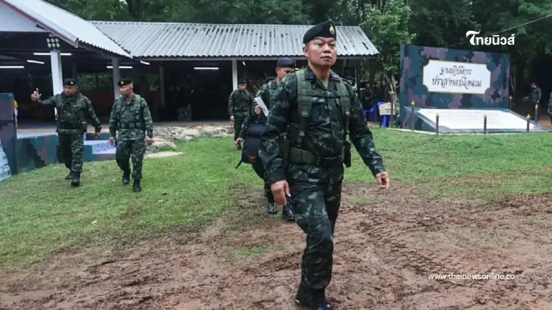 แม่ทัพภาคที่ 2 ลั่นไทยมีกระสุนเต็มแม็ก ป้องอธิปไตยประเทศชาติ แม่ทัพภาคที่ 2 ลั่นไทยมีกระสุนเต็มแม็ก ป้องอธิปไตยประเทศชาติ