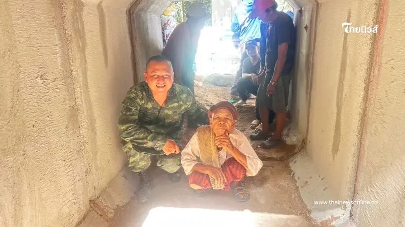 โปรดเกล้าฯ ให้มูลนิธิชัยพัฒนา จัดสร้าง "หลุมหลบภัย" ปกป้องราษฎร โปรดเกล้าฯ ให้มูลนิธิชัยพัฒนา จัดสร้าง "หลุมหลบภัย" ปกป้องราษฎร