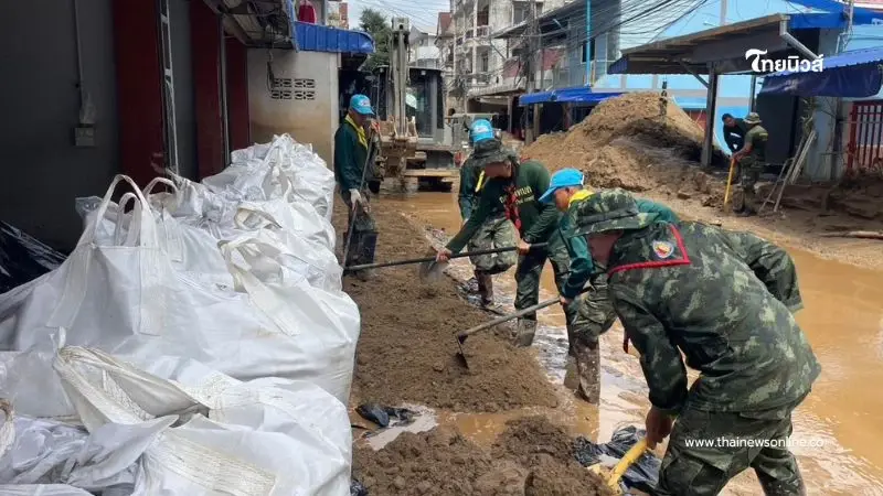 มทบ.37 เร่งฟื้นฟูพื้นที่น้ำท่วมแม่สาย จังหวัดเชียงราย