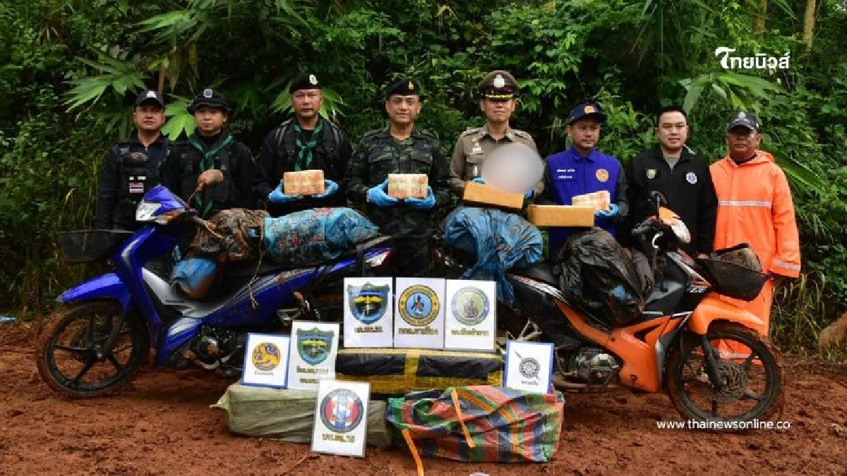 กองกำลังผาเมือง สกัดกั้นการลักลอบลำเลียงยาเสพติด 600,000 เม็ด กองกำลังผาเมือง สกัดกั้นการลักลอบลำเลียงยาเสพติด 600,000 เม็ด