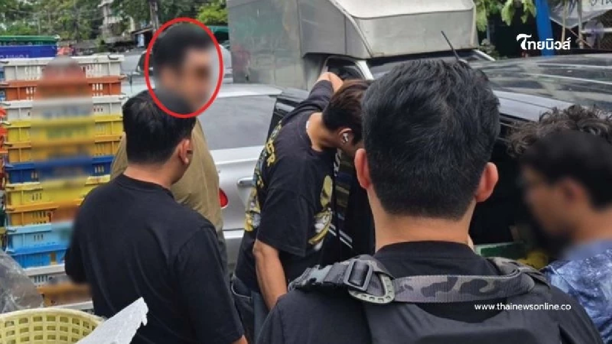 "สืบนครบาล6" สกัดจับหนุ่มขนของมีพิรุธ ยัดเต็มกระสอบปุ๋ย "สืบนครบาล6" สกัดจับหนุ่มขนของมีพิรุธ ยัดเต็มกระสอบปุ๋ย