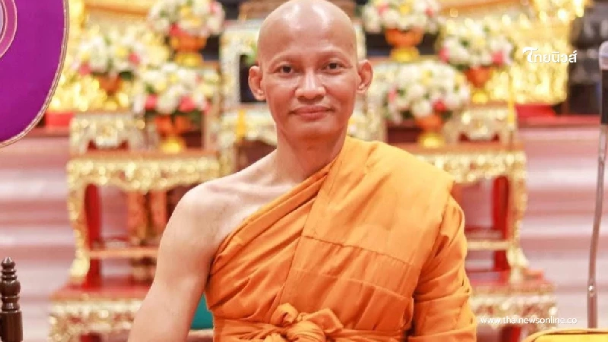 "จา พนม" ขี่ช้างเข้าพิธีอุปสมบท เพื่อนๆร่วมอนุโมทนาบุญ
