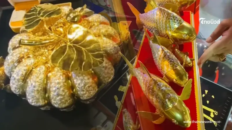 ลูกค้าซื้องานฝีมือในราคาทอง 10 บาท เก็บไว้ 17 ปี หวังทำกำไร สุดท้ายกินแห้ว