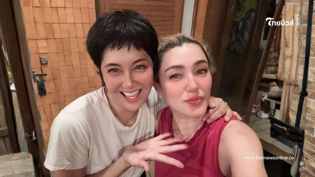 ป๊อป-เปิ้ล รวมตัวจัดปาร์ตี้หมูกระทะ วัย 50 ยังสวยไม่สร่าง ป๊อป-เปิ้ล รวมตัวจัดปาร์ตี้หมูกระทะ วัย 50 ยังสวยไม่สร่าง