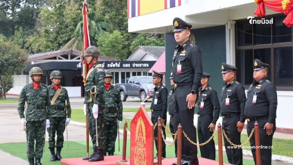 พ.ท. ณัฐวุฒิ คัมภิรานนท์ เป็นประธานในพิธีอำลาธงชัยเฉลิมพล พ.ท. ณัฐวุฒิ คัมภิรานนท์ เป็นประธานในพิธีอำลาธงชัยเฉลิมพล