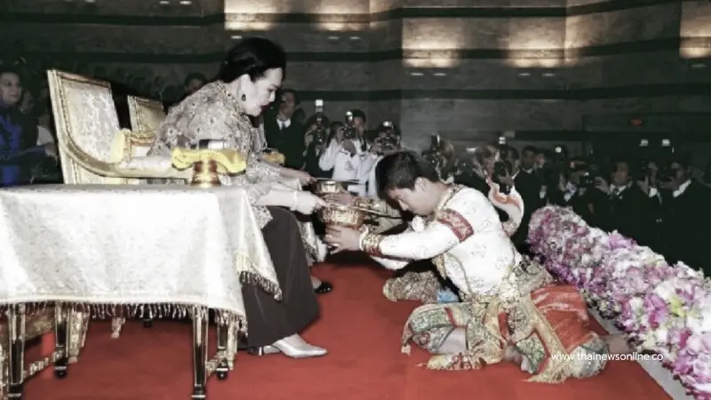 “เมื่อไม่มีใครดู แม่จะดูเอง” พระราชดำรัสที่ชุบชีวิตโขนไทย “เมื่อไม่มีใครดู แม่จะดูเอง” พระราชดำรัสที่ชุบชีวิตโขนไทย