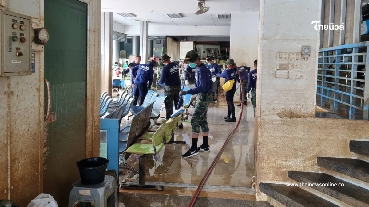 กองทัพเรือระดมกำลังฟื้นฟู รพ.หาดใหญ่ ตั้งเป้าเปิดห้องฉุกเฉิน กองทัพเรือระดมกำลังฟื้นฟู รพ.หาดใหญ่ ตั้งเป้าเปิดห้องฉุกเฉิน