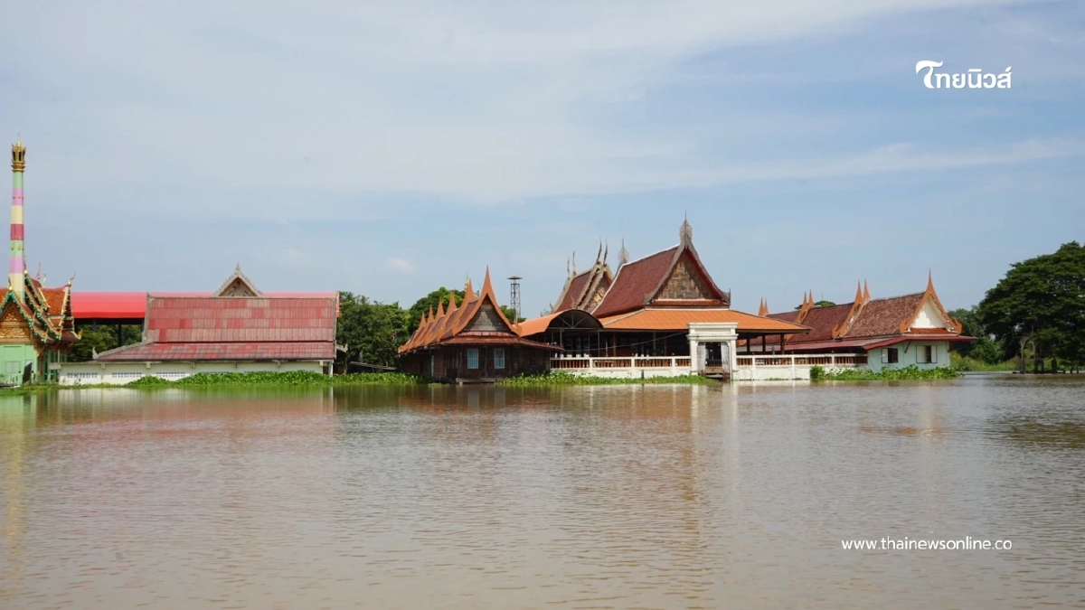 น้ำท่วมเสนาวิกฤตลากยาว 4 เดือน ชาวบ้านจมทุกหลังคาเรือน น้ำท่วมเสนาวิกฤตลากยาว 4 เดือน ชาวบ้านจมทุกหลังคาเรือน